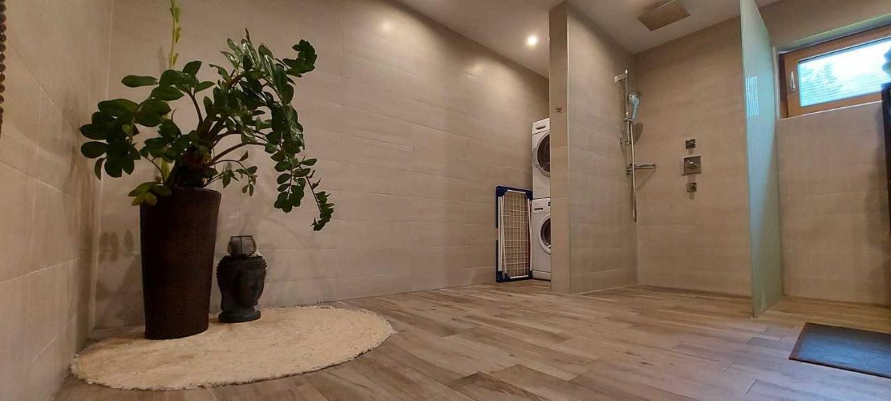 Haus Wibmer Erika Appartement Matrei in Osttirol Buitenkant foto